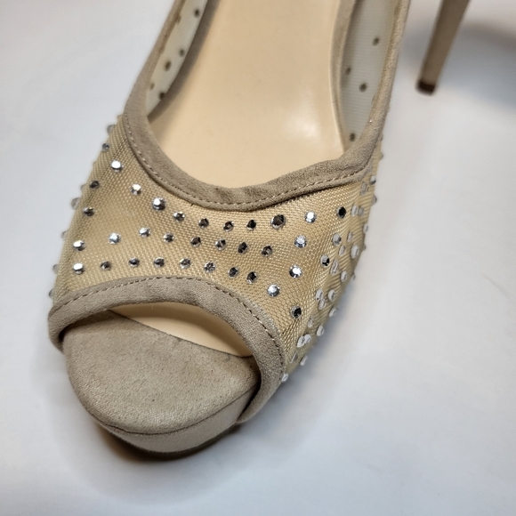 GUESS NUDE SPARKLE HEELS SIZE 10​ - Picture 6 of 9